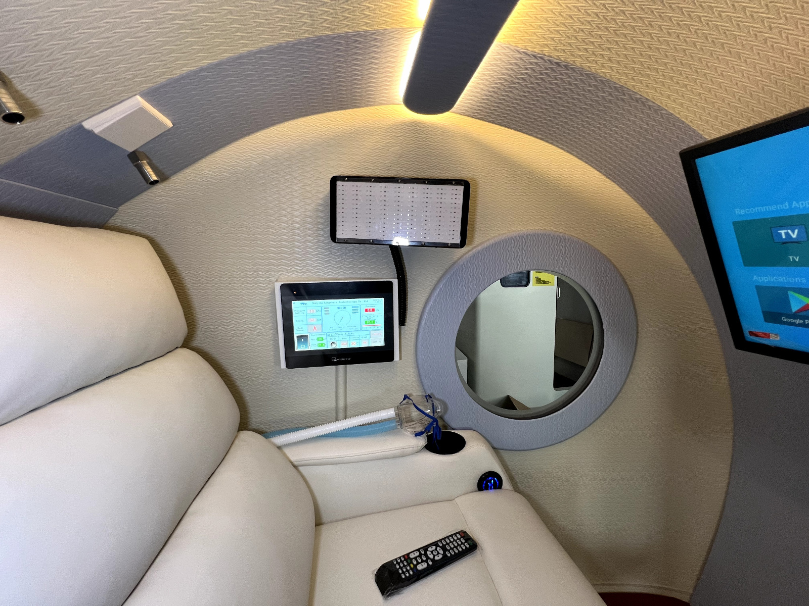 OXYREGEN MONO 2.0 ATA HYPERBARIC OXYGEN CHAMBER — photo 7 of 10